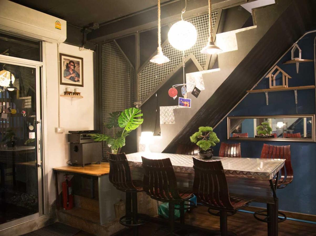 Teegether Hostel Bangkok Buitenkant foto
