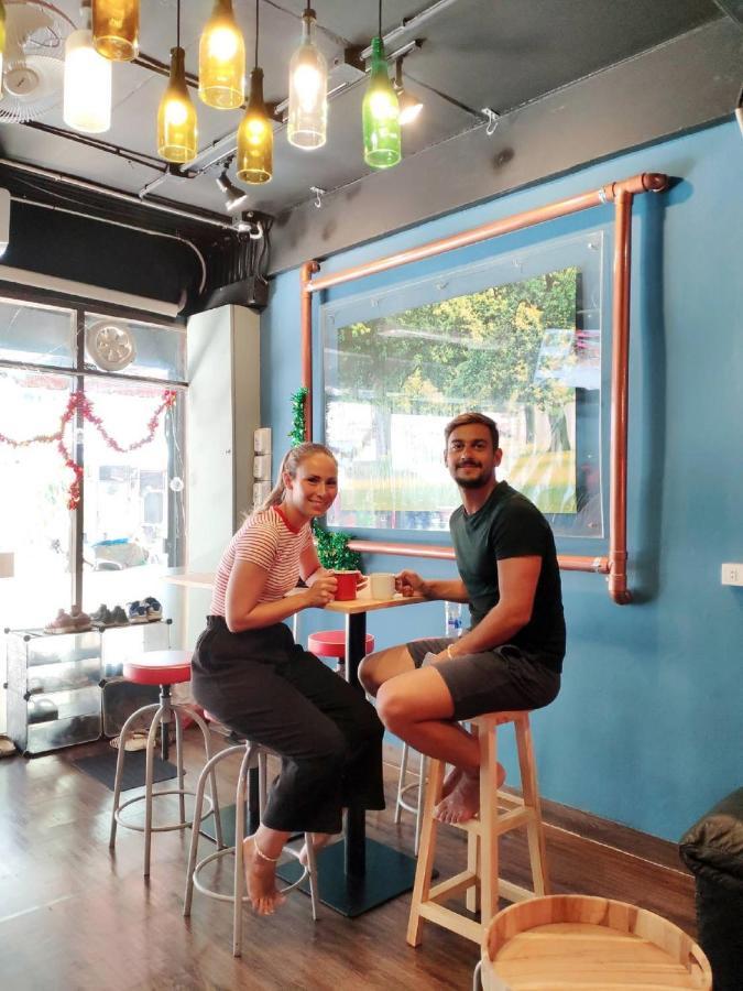 Teegether Hostel Bangkok Buitenkant foto